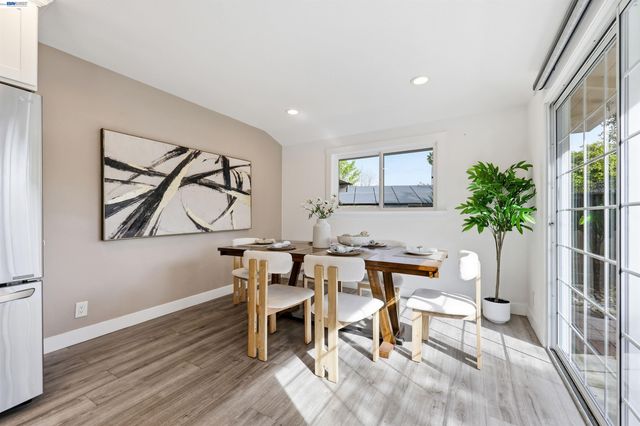 11593 Ladera Ct, Dublin, CA 94568