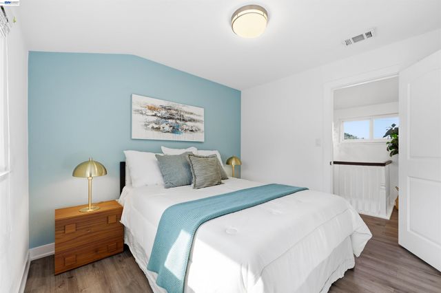 11593 Ladera Ct, Dublin, CA 94568