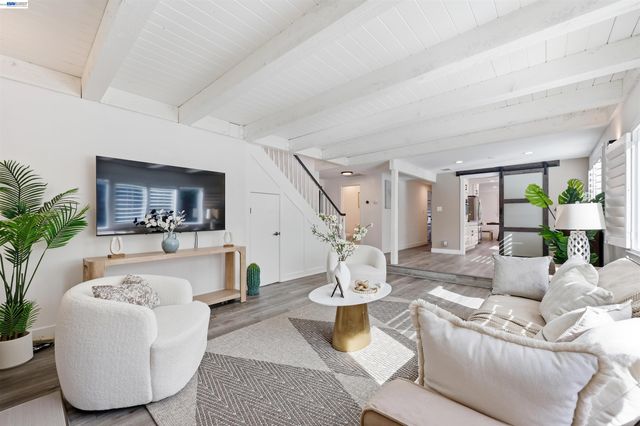 11593 Ladera Ct, Dublin, CA 94568