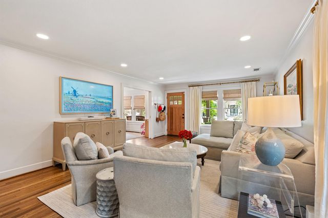 2206 Sul Ross Street, Houston, TX 77098