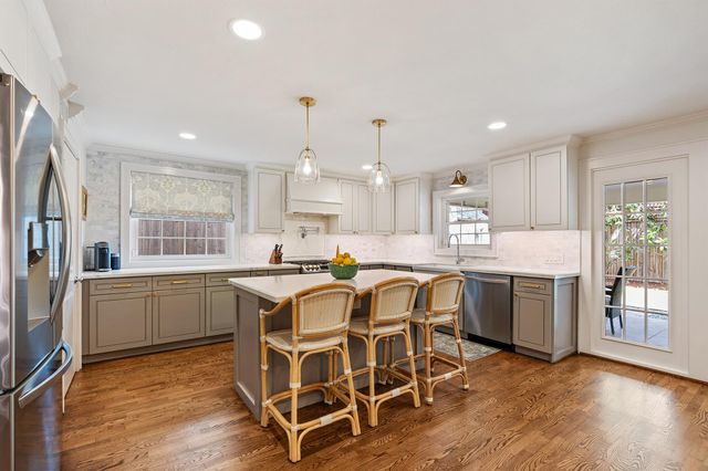 2206 Sul Ross Street, Houston, TX 77098