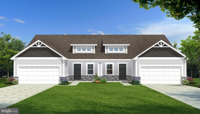 110 BARRIER REEF DR, Martinsburg, WV 25403