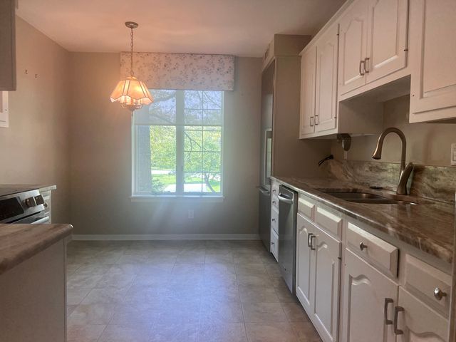 2608 186th Street 206, Lansing, IL 60438