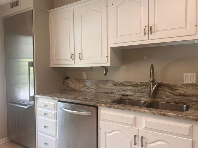 2608 186th Street 206, Lansing, IL 60438