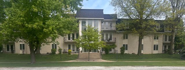 2608 186th Street 206, Lansing, IL 60438