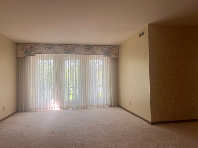 2608 186th Street 206, Lansing, IL 60438