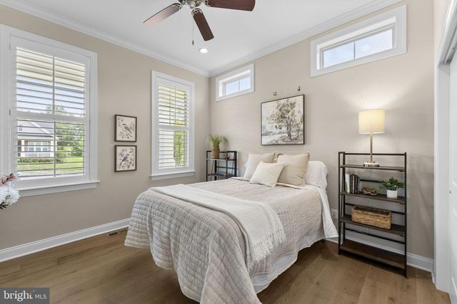 6165 CHANCELLORSVILLE DR, Gainesville, VA 20155