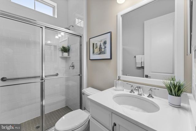 6165 CHANCELLORSVILLE DR, Gainesville, VA 20155