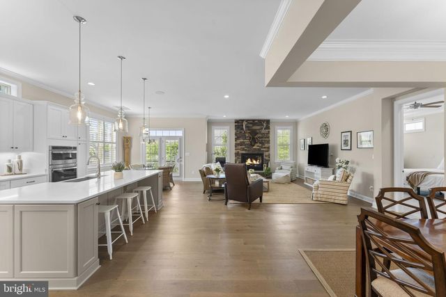 6165 CHANCELLORSVILLE DR, Gainesville, VA 20155