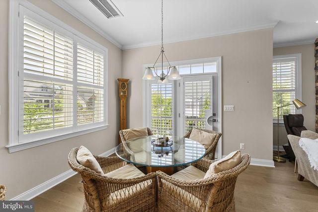 6165 CHANCELLORSVILLE DR, Gainesville, VA 20155