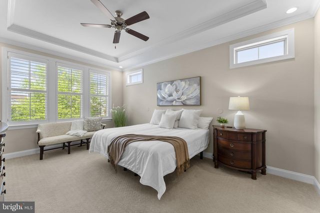 6165 CHANCELLORSVILLE DR, Gainesville, VA 20155
