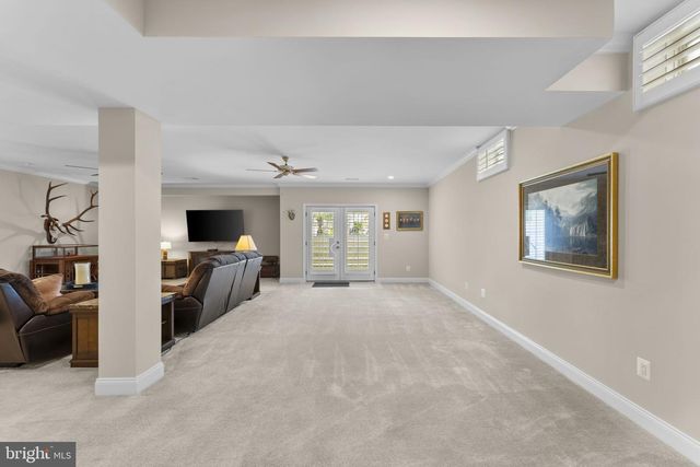 6165 CHANCELLORSVILLE DR, Gainesville, VA 20155
