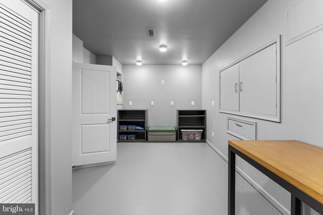 6165 CHANCELLORSVILLE DR, Gainesville, VA 20155