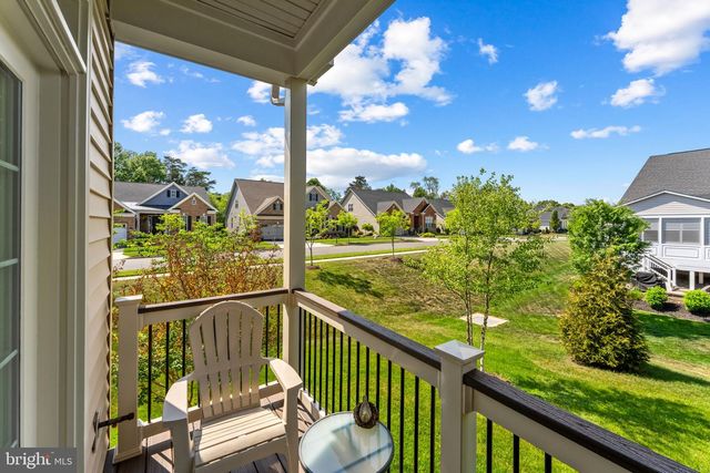 6165 CHANCELLORSVILLE DR, Gainesville, VA 20155