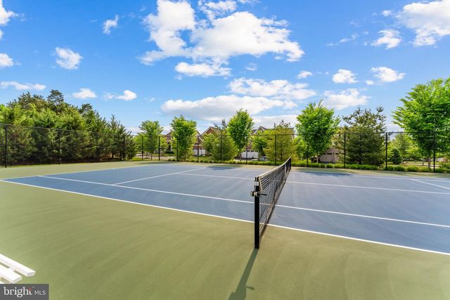 6165 CHANCELLORSVILLE DR, Gainesville, VA 20155