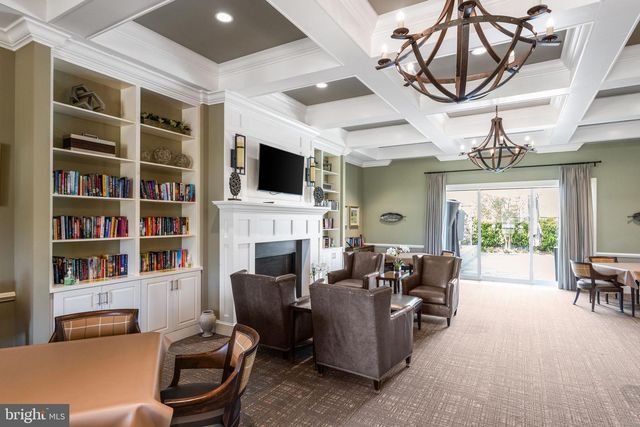 6165 CHANCELLORSVILLE DR, Gainesville, VA 20155