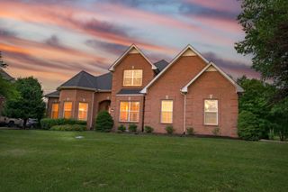 104 Steelson Ct, Murfreesboro, TN 37128