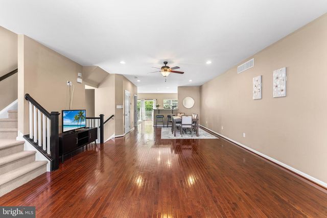 135 WINTERBERRY WAY, Deptford, NJ 08096
