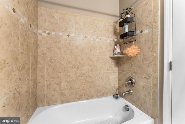 135 WINTERBERRY WAY, Deptford, NJ 08096