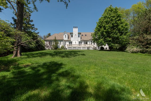 11361 W Plainfield Road, Indian Head Park, IL 60525