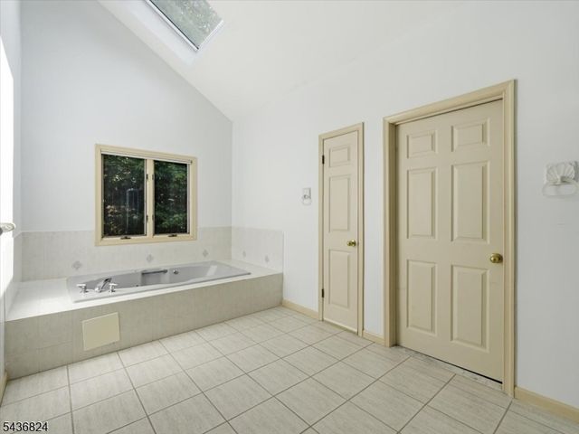 1079 Hoffman Rd, Bridgewater Twp., NJ 08807