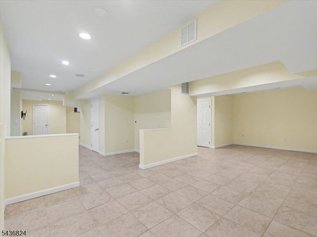 1079 Hoffman Rd, Bridgewater Twp., NJ 08807