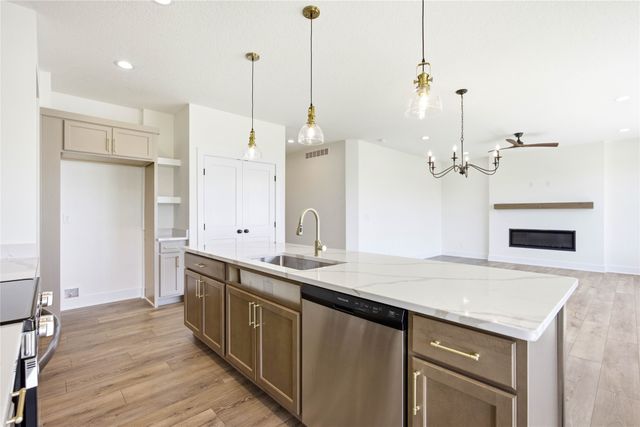 427 Walnut Drive, Huxley, IA 50124