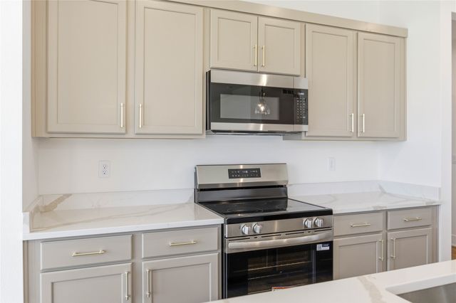 427 Walnut Drive, Huxley, IA 50124