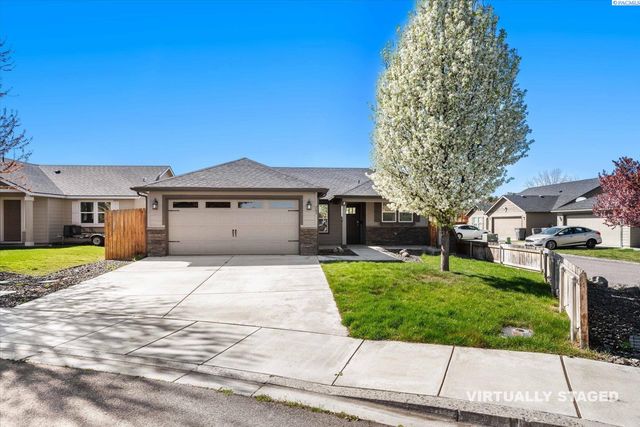 765 N Williams, Kennewick, WA 99336