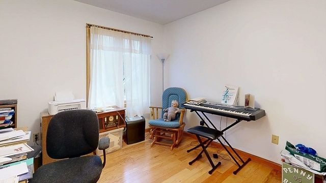 51 Sheffield Dr, Belchertown, MA 01007