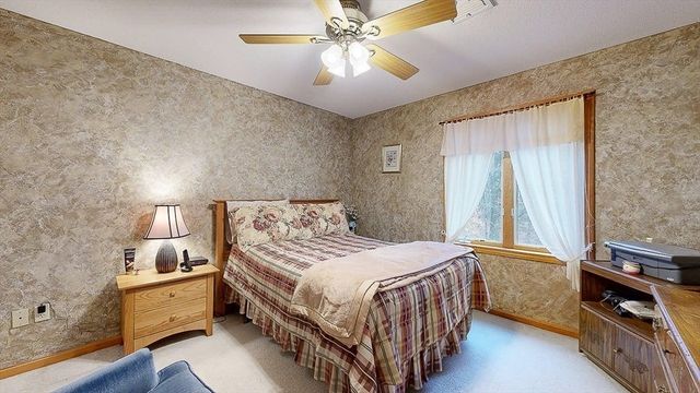 51 Sheffield Dr, Belchertown, MA 01007