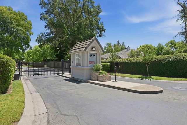 2945 Sierra Mills Ln, Sacramento, CA 95864
