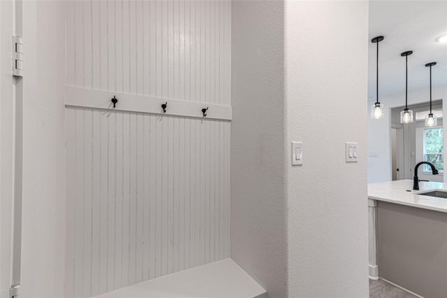 85 N Forest Drive, Huntsville, TX 77340