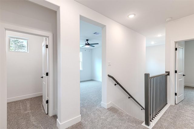 85 N Forest Drive, Huntsville, TX 77340