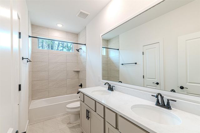 85 N Forest Drive, Huntsville, TX 77340