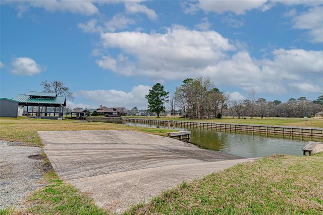 85 N Forest Drive, Huntsville, TX 77340