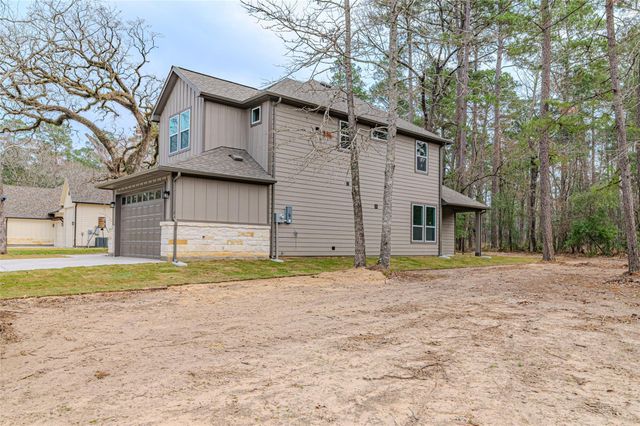 85 N Forest Drive, Huntsville, TX 77340