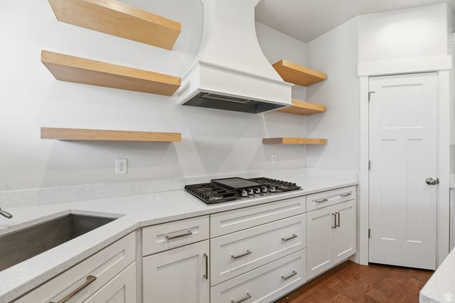 6471 W NEWTON FARM DR, West Valley City, UT 84128