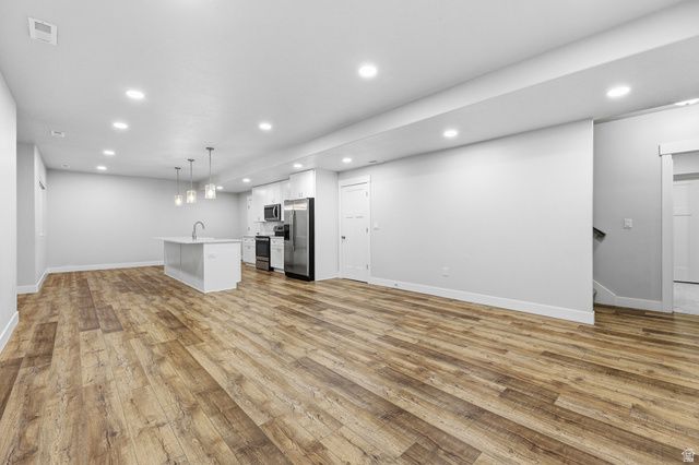 6471 W NEWTON FARM DR, West Valley City, UT 84128