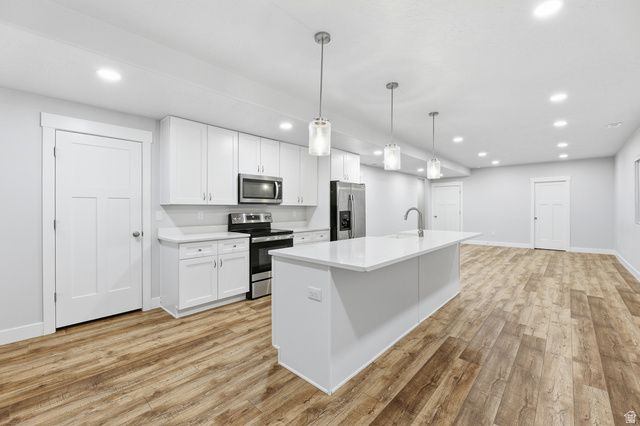 6471 W NEWTON FARM DR, West Valley City, UT 84128
