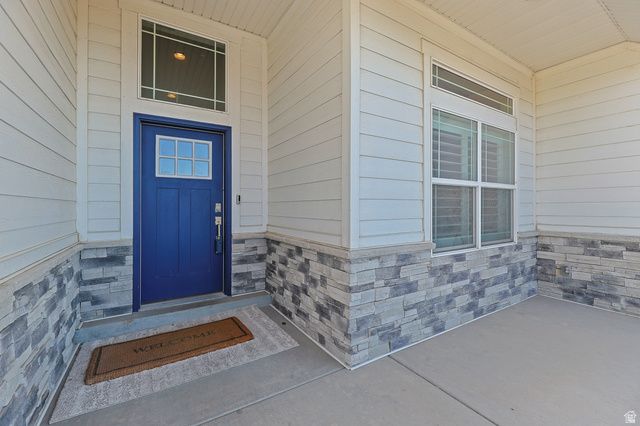 6471 W NEWTON FARM DR, West Valley City, UT 84128