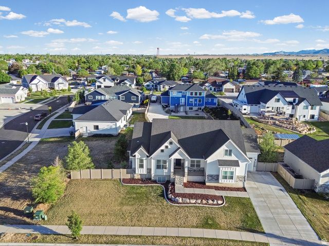 6471 W NEWTON FARM DR, West Valley City, UT 84128