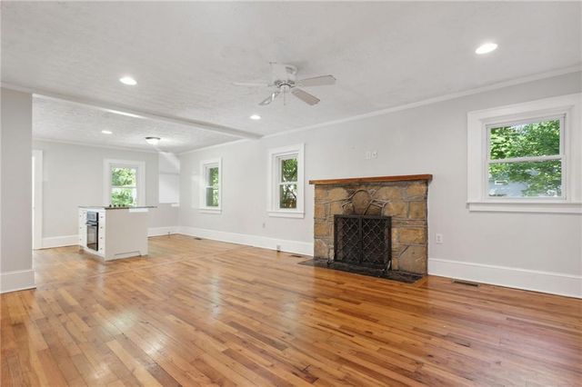 385 Sunset Drive, Athens, GA 30606