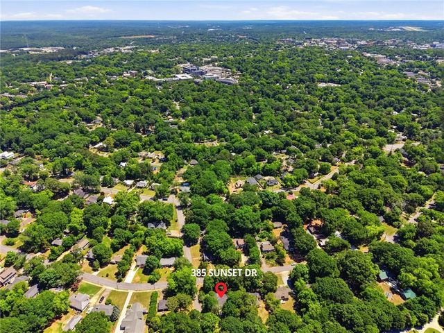 385 Sunset Drive, Athens, GA 30606
