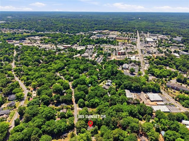 385 Sunset Drive, Athens, GA 30606