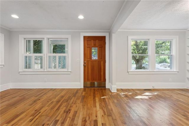 385 Sunset Drive, Athens, GA 30606