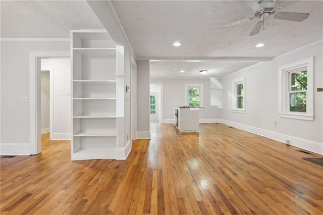 385 Sunset Drive, Athens, GA 30606
