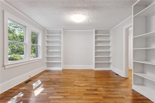 385 Sunset Drive, Athens, GA 30606