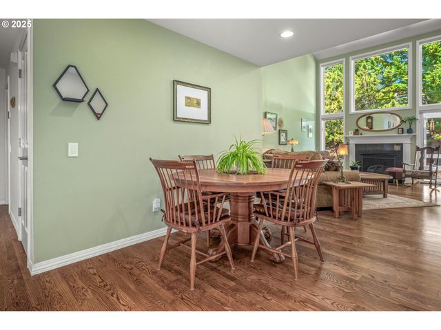 15335 Nw ABERDEEN Dr, Portland, OR 97229