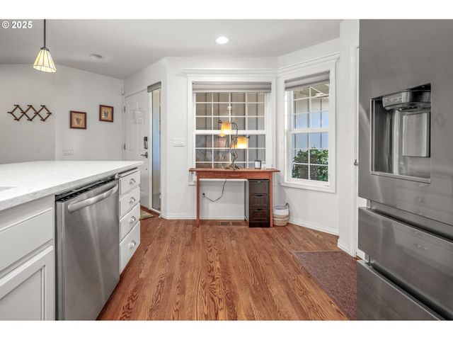 15335 Nw ABERDEEN Dr, Portland, OR 97229